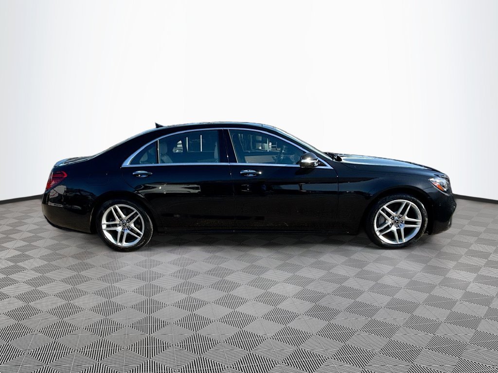 Used 2019 Mercedes-Benz S 560 4MATIC Sedan image 5