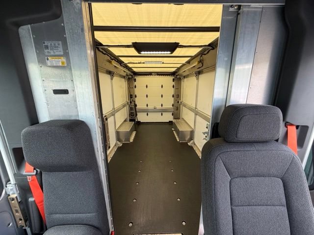 Used 2024 Chevrolet Brightdrop 600 w/ Commercial Equipment Package AWD/4WD image 40