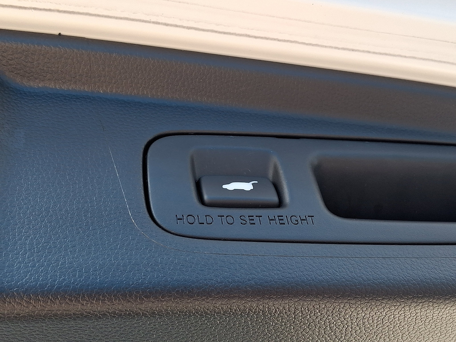 Used 2024 Honda CR-V EX-L image 30