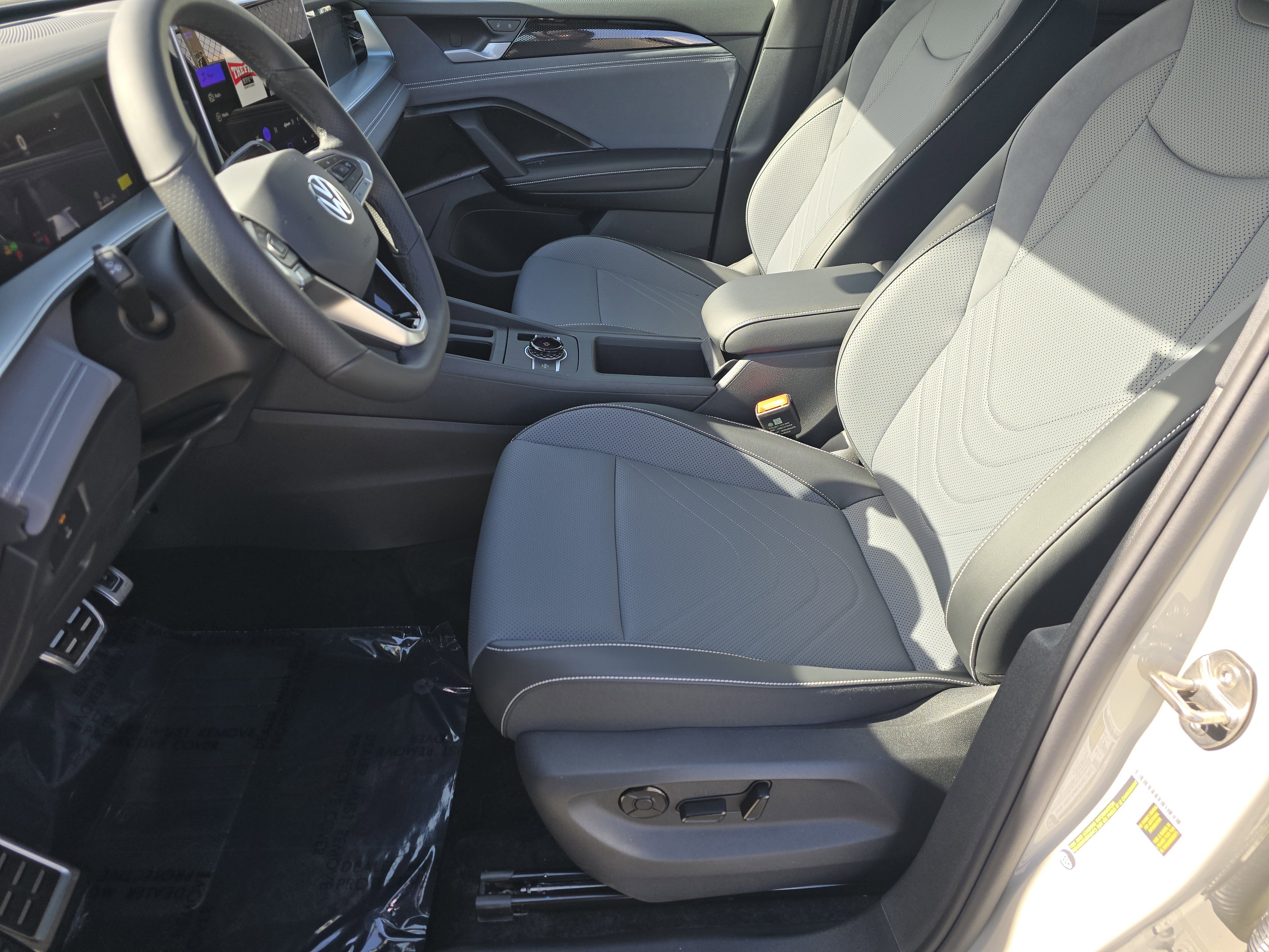 New 2026 Volkswagen Tiguan SE R-Line image 20