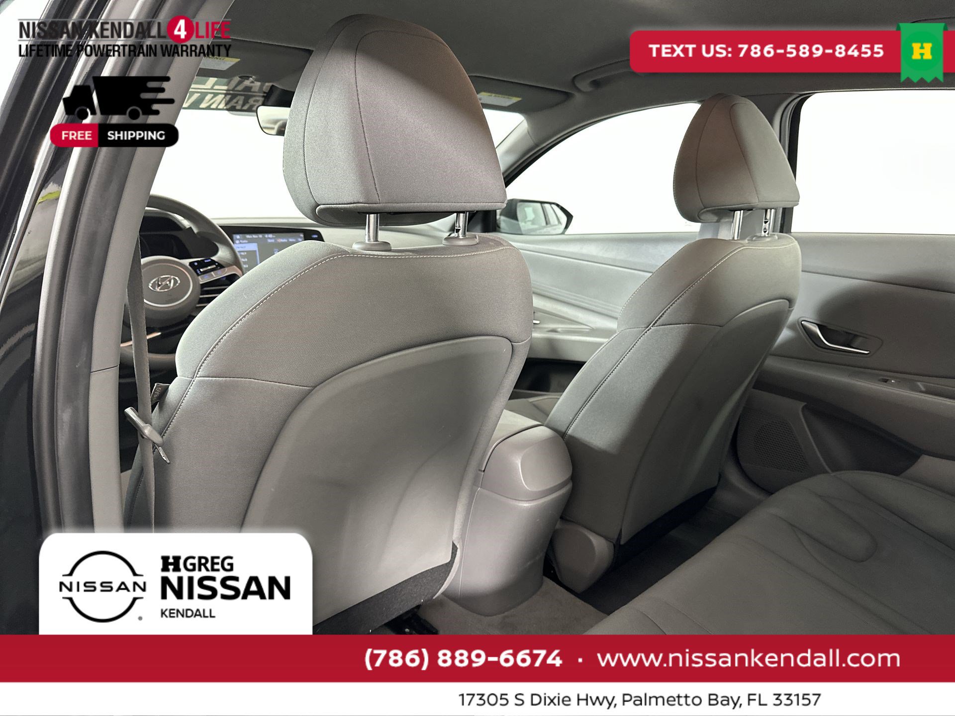 Used 2023 Hyundai Elantra SEL w/ Preferred Accessory Package image 28