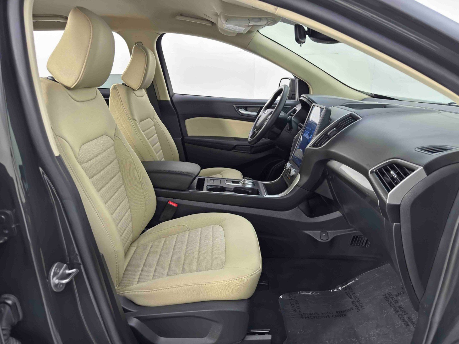 Used 2023 Ford Edge SE image 14