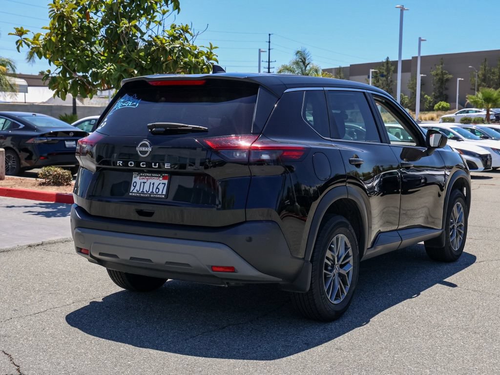 Used 2023 Nissan Rogue S FWD image 4