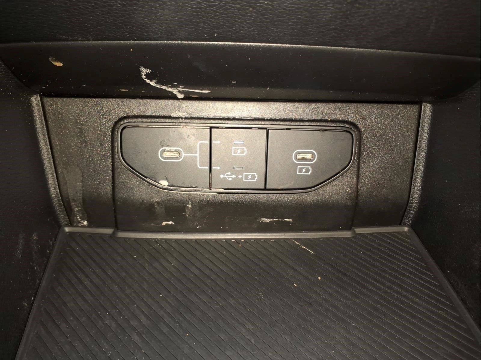 Used 2026 Kia Sportage LX FWD image 30