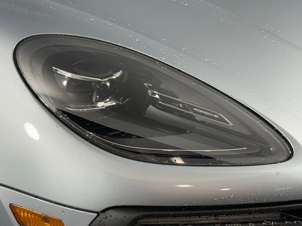New 2026 Porsche Macan image 15