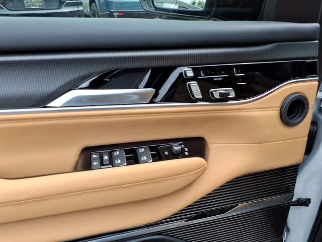 New 2026 Jeep Grand Wagoneer L Summit AWD/4WD image 5