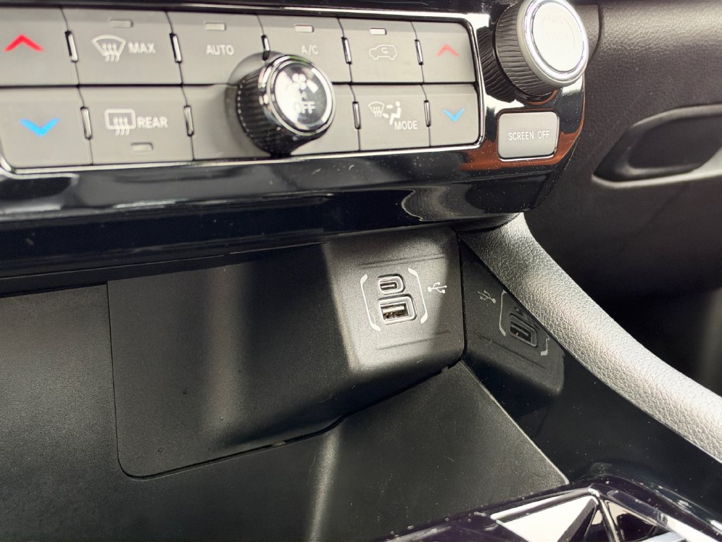Used 2024 Jeep Compass Limited AWD/4WD image 21