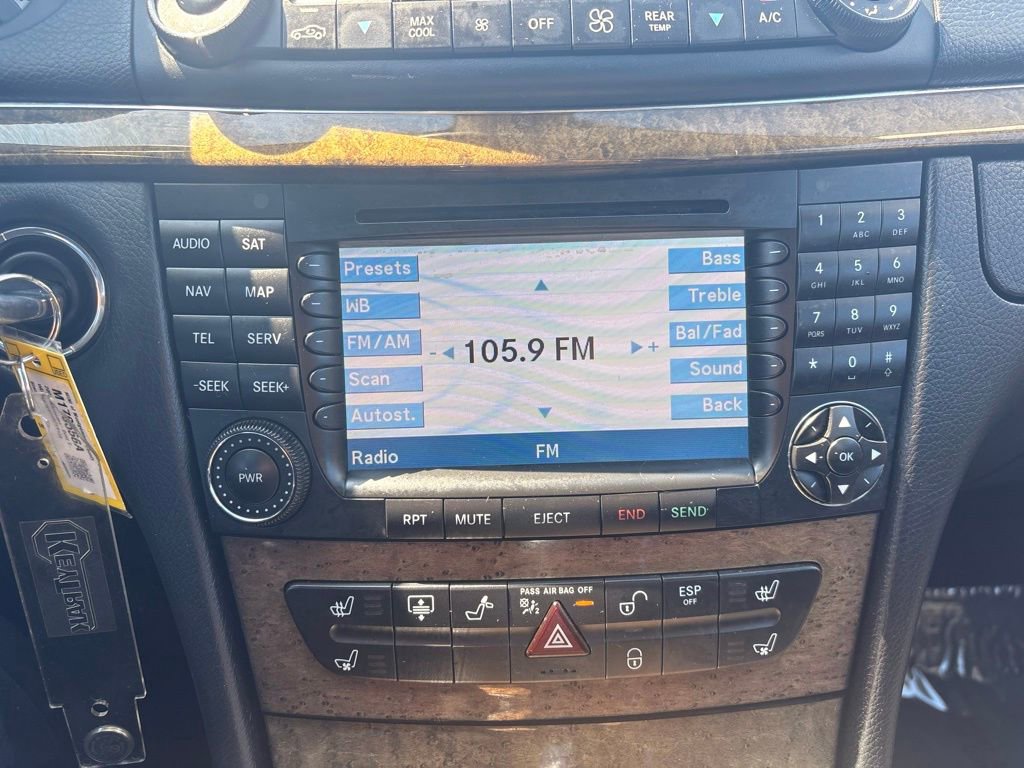 Used 2008 Mercedes-Benz E 550 Sedan image 36