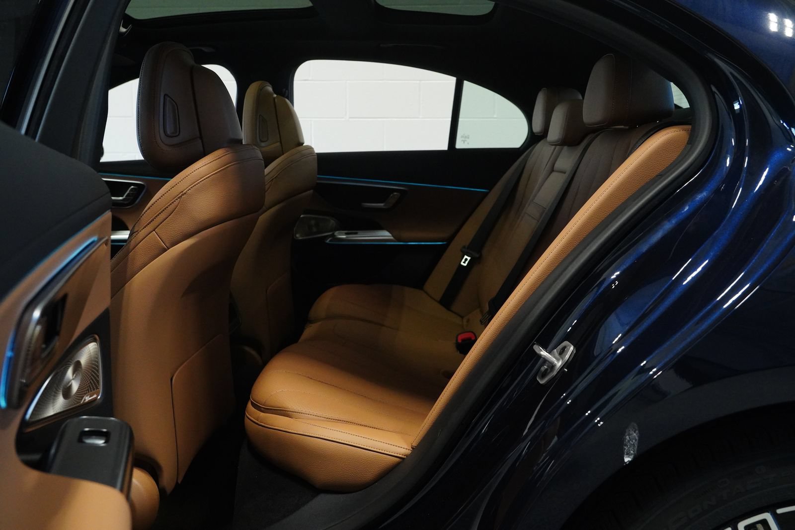 New 2026 Mercedes-Benz E 450 4MATIC Sedan image 16