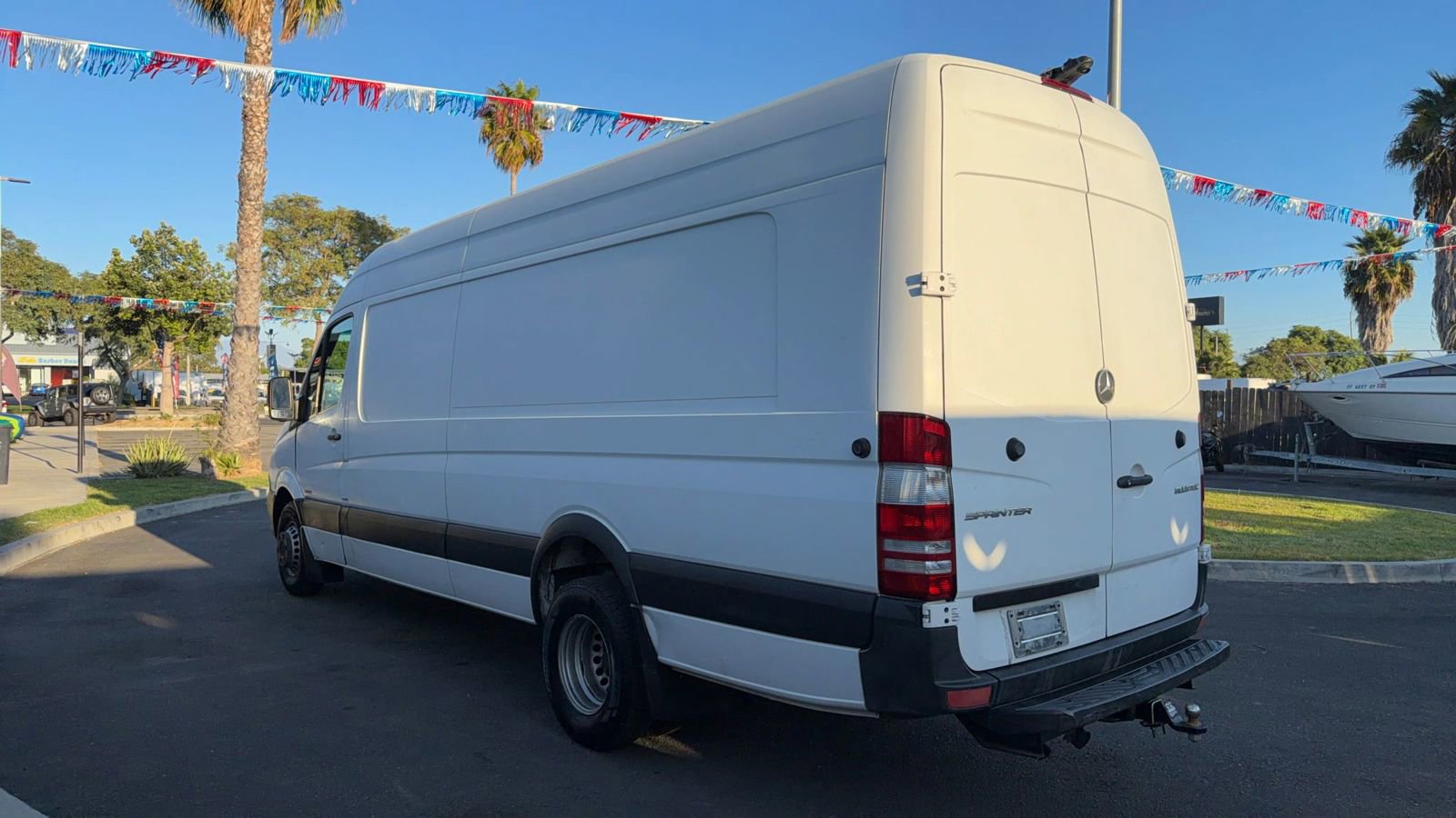 Used 2015 Mercedes-Benz Sprinter 3500 image 6