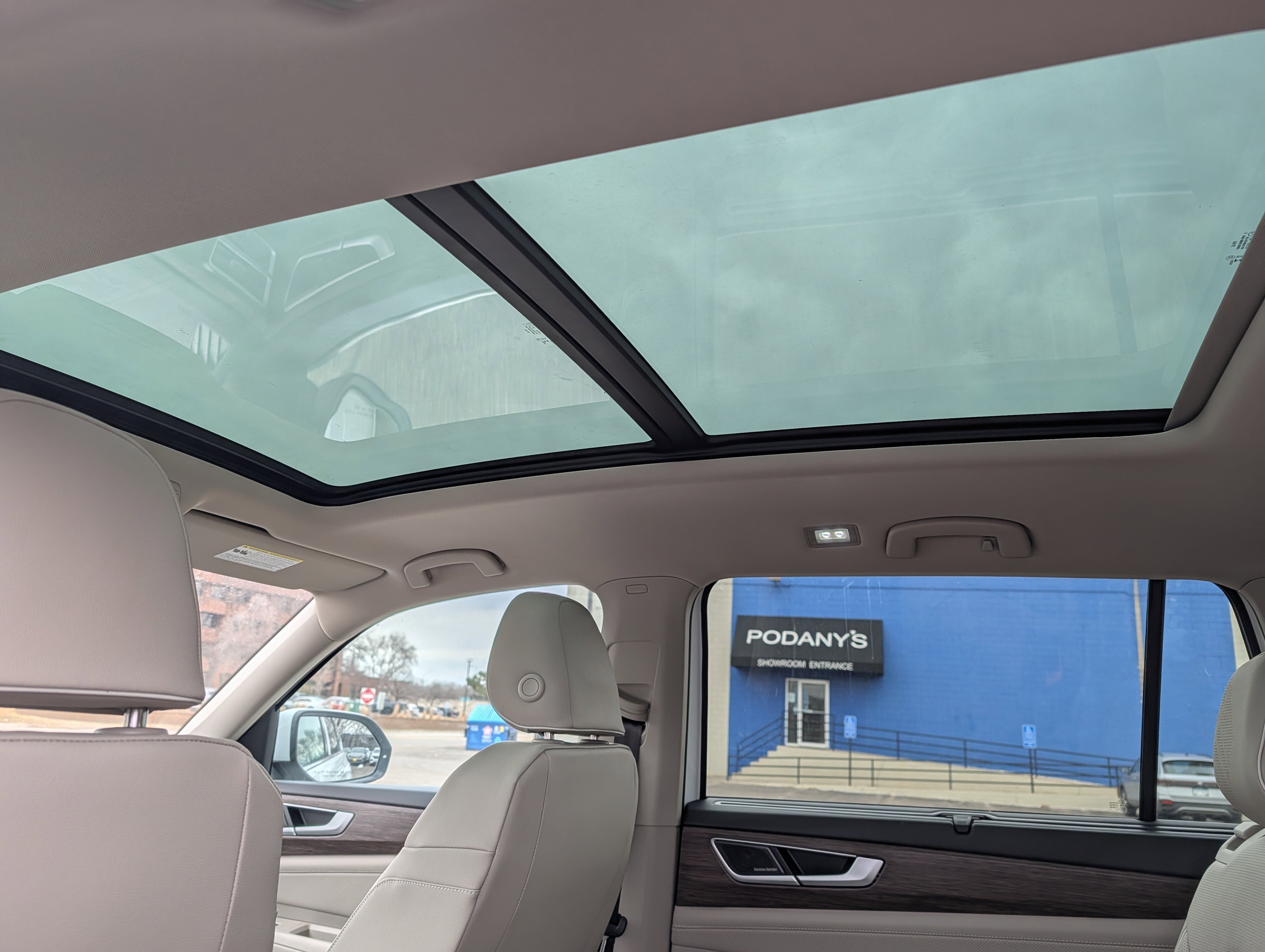 New 2026 Volkswagen Atlas SEL Premium R-Line image 7