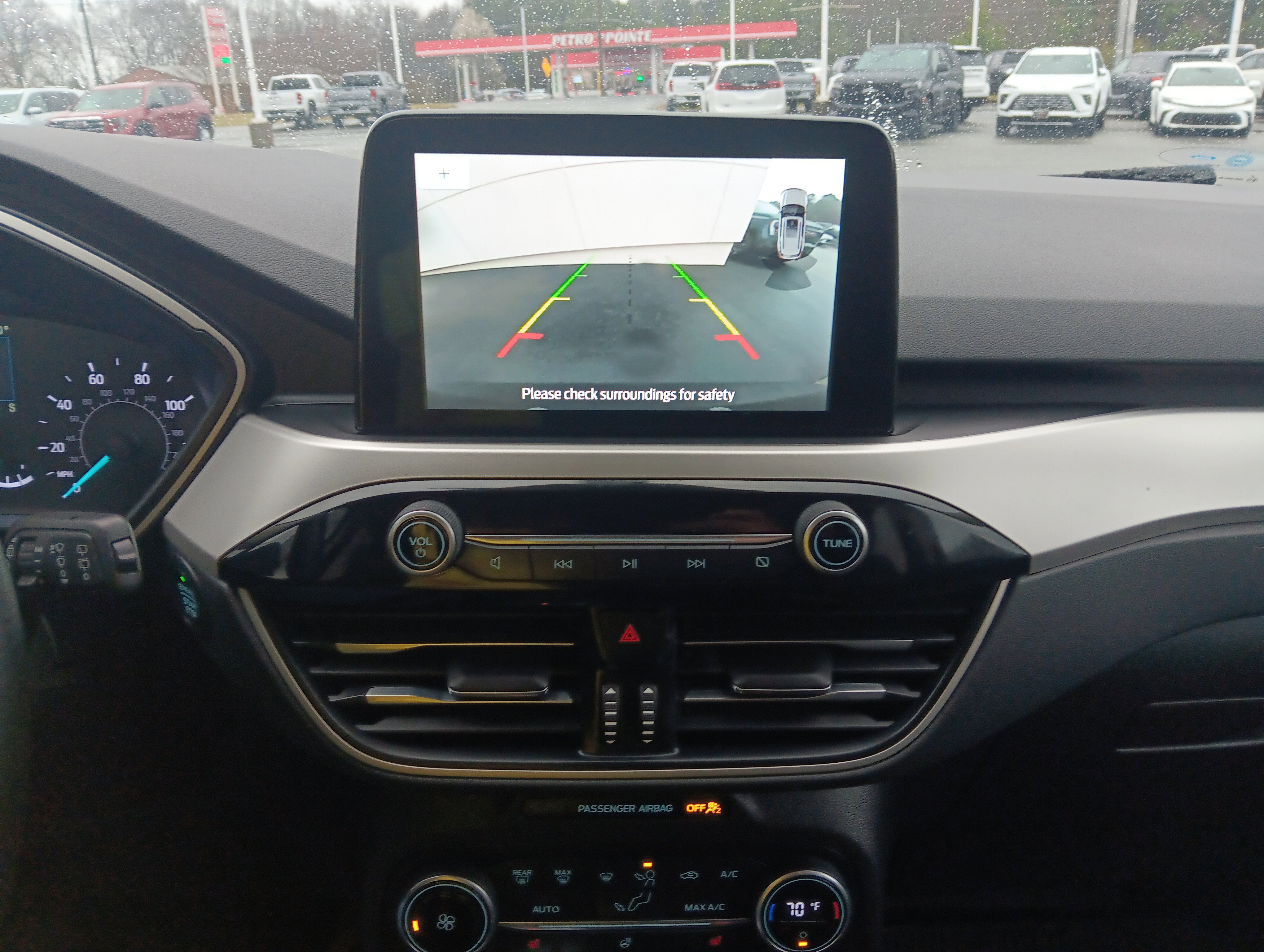 Used 2020 Ford Escape SEL image 10