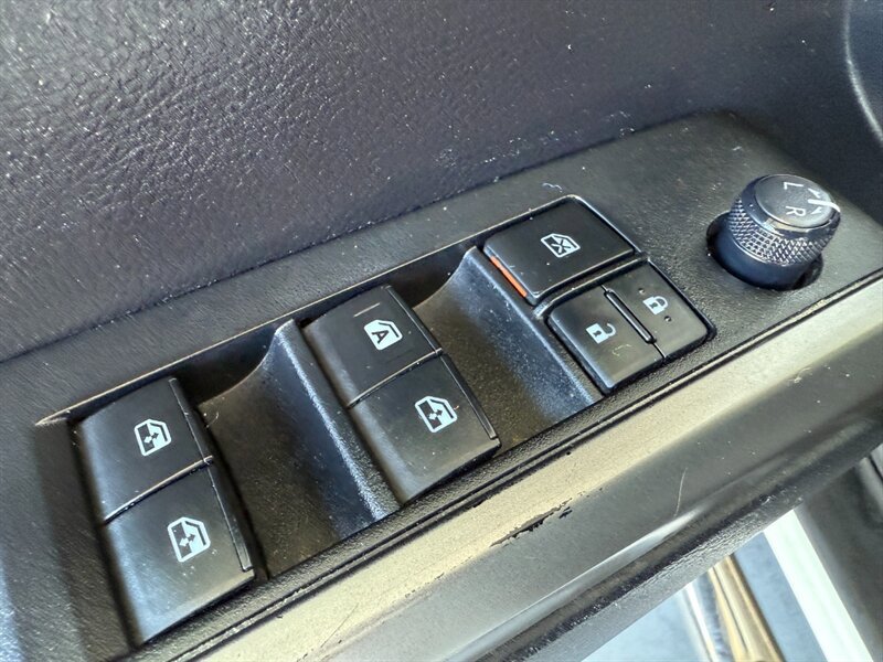 Used 2021 Toyota Tacoma SR5 image 27