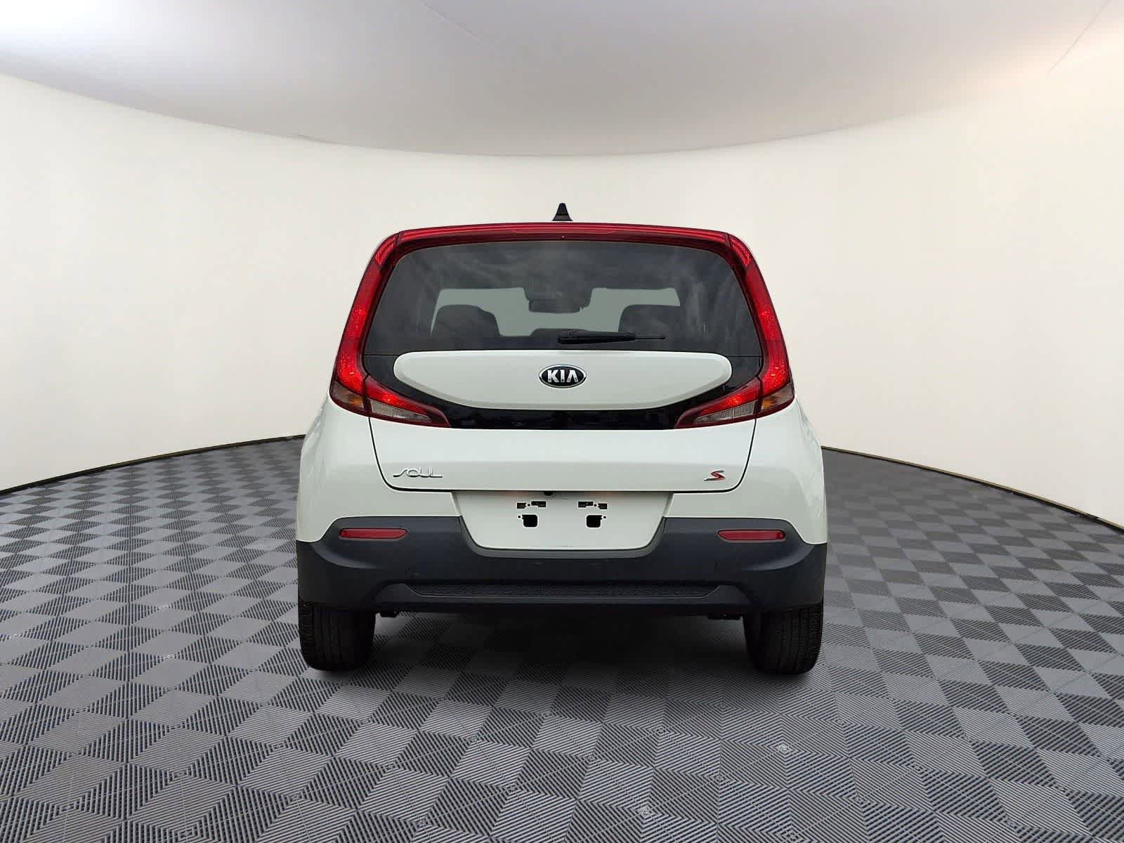 Used 2021 Kia Soul S FWD image 6
