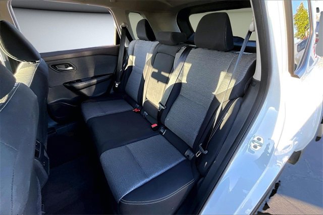 Certified 2023 Nissan Rogue SV image 22