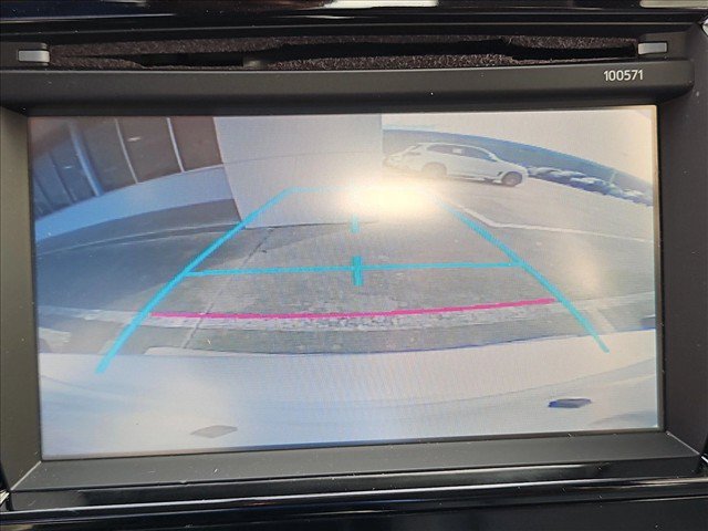Used 2016 Toyota Corolla LE FWD image 13