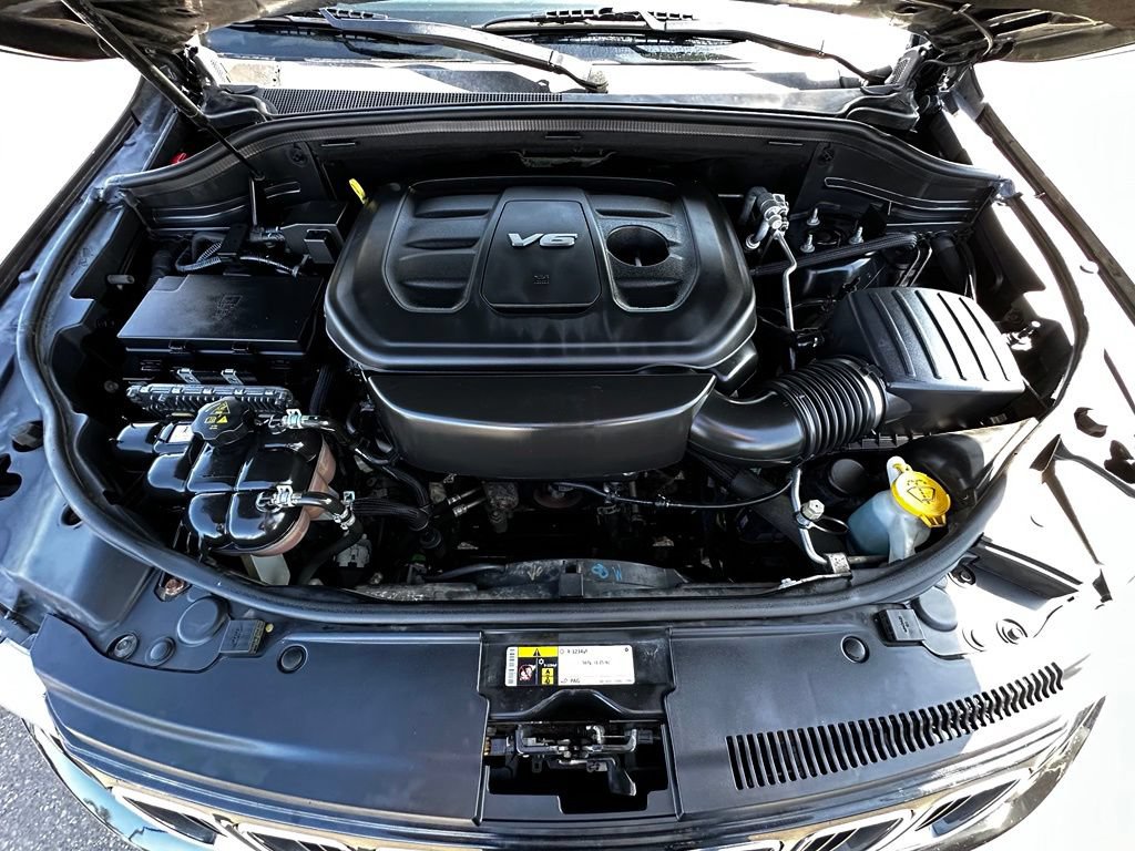 Used 2016 Jeep Grand Cherokee Limited AWD/4WD image 17