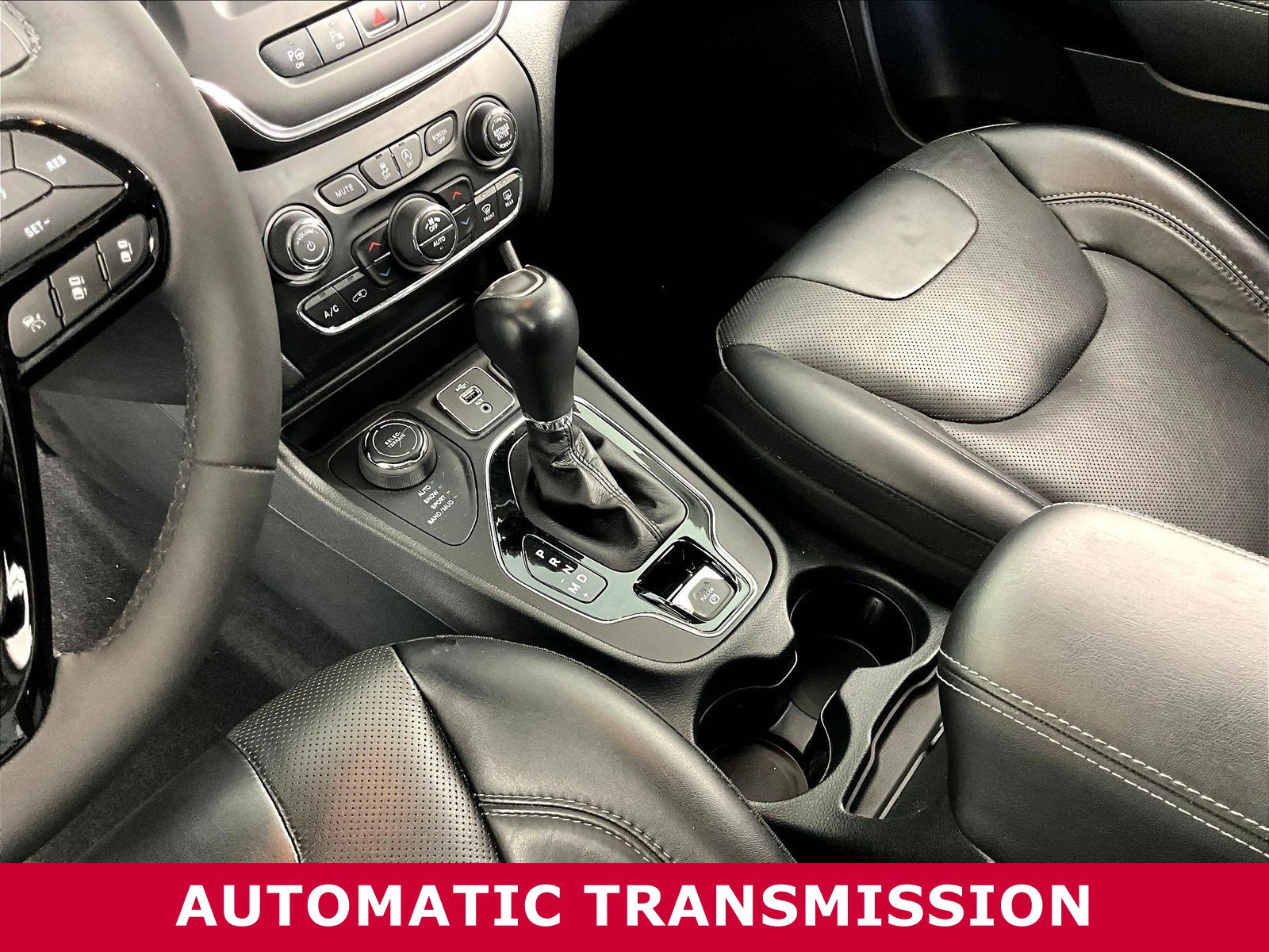 Used 2023 Jeep Cherokee Altitude Lux AWD/4WD image 18