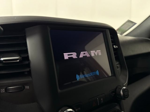 Used 2024 RAM 2500 Tradesman w/ Chrome Appearance Group AWD/4WD image 19