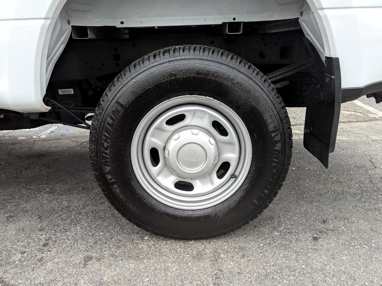 Used 2022 Ford F250 XL w/ Power Equipment Group image 39