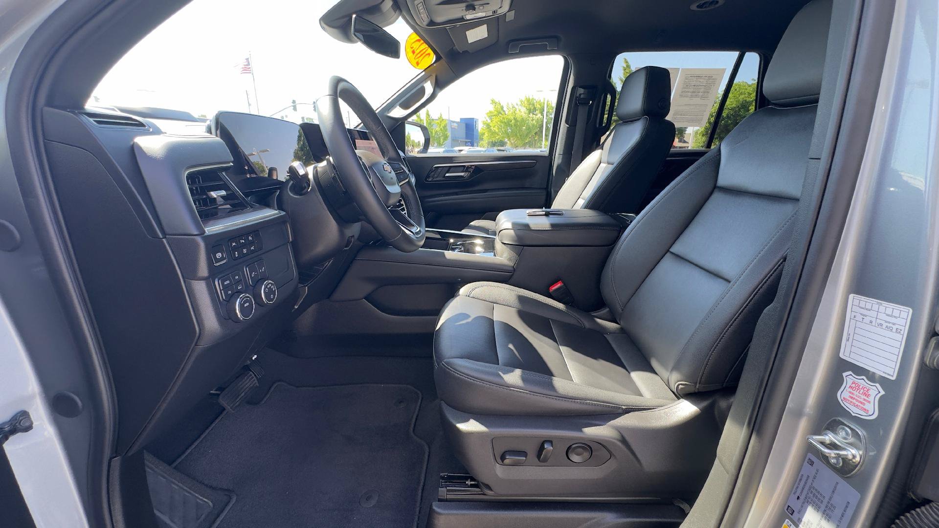 Used 2025 Chevrolet Tahoe LT AWD/4WD image 15