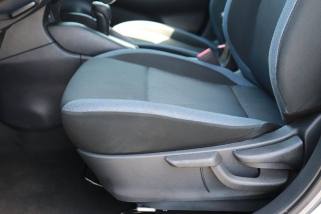 Used 2023 Nissan Versa SV FWD image 11