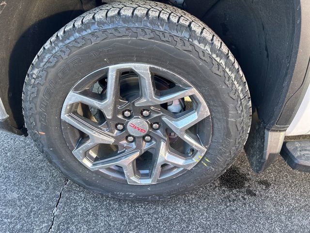 New 2026 GMC Sierra 1500 SLT w/ SLT Premium Plus Package image 30