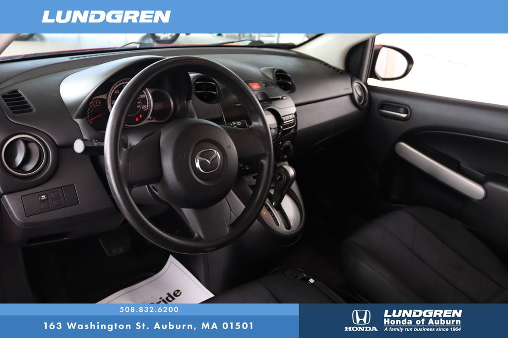 Used 2013 MAZDA MAZDA2 Sport FWD image 8