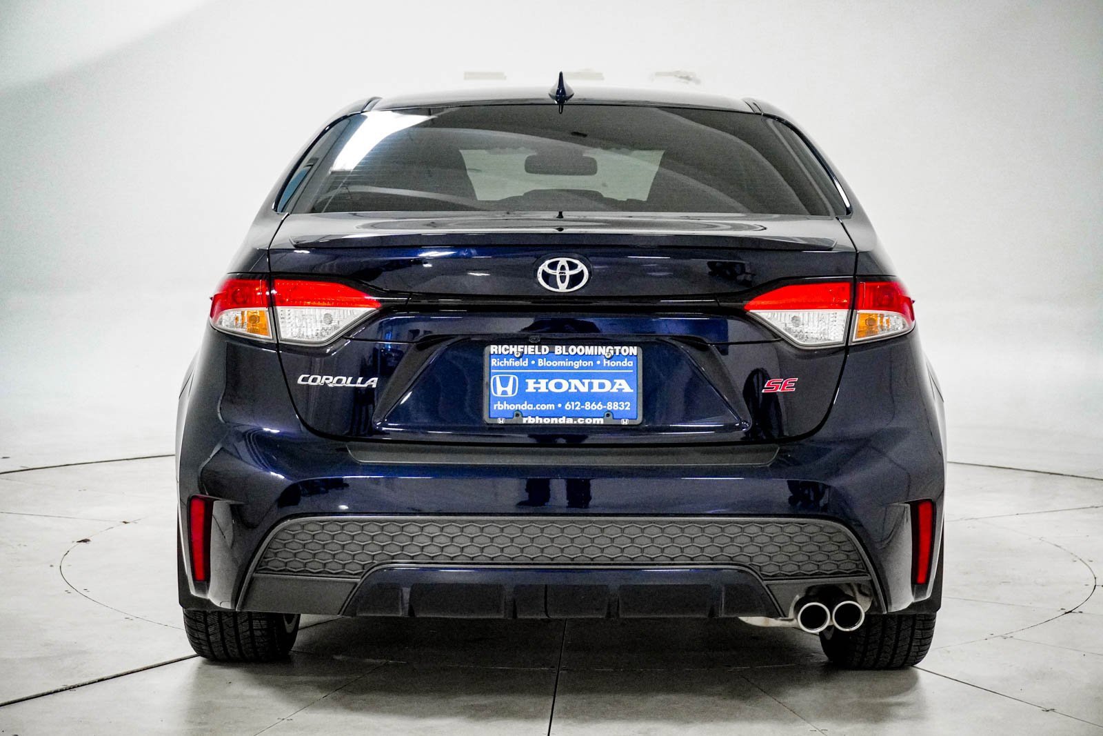 Used 2022 Toyota Corolla SE image 7