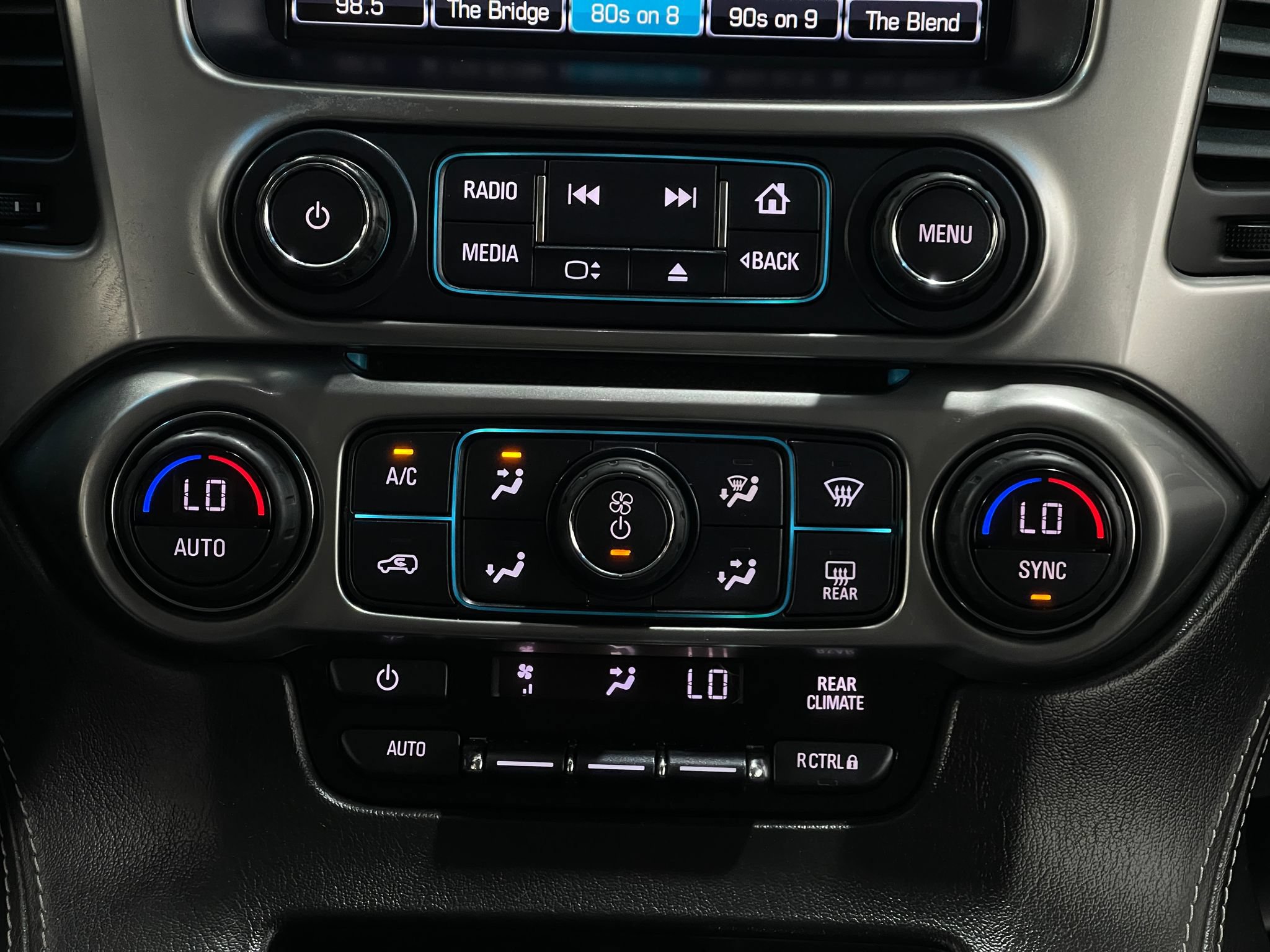Used 2018 Chevrolet Tahoe LS AWD/4WD image 22