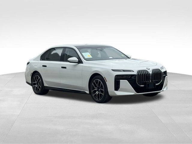 Certified 2025 BMW 740i xDrive image 11