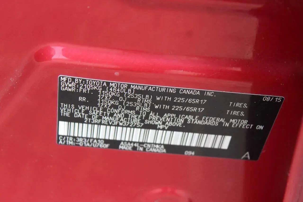 Used 2015 Toyota RAV4 XLE image 25