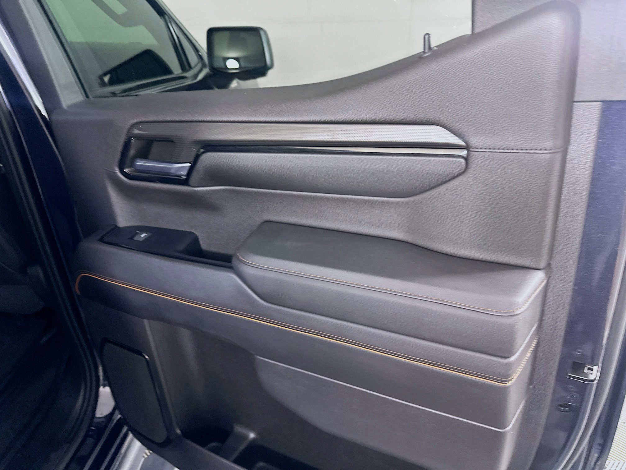 Used 2023 GMC Sierra 1500 AT4 w/ AT4 Premium Package image 30