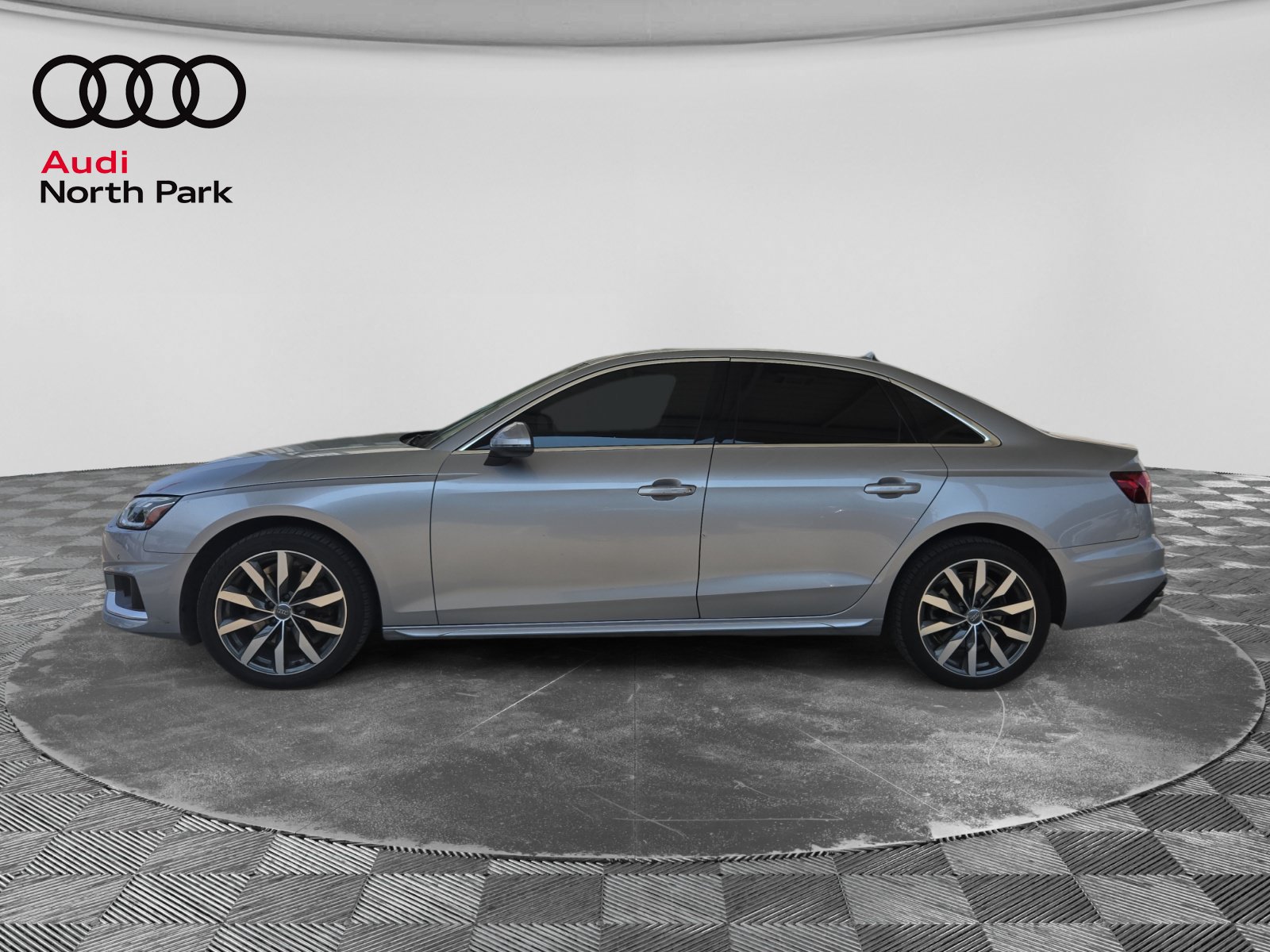 Used 2020 Audi A4 2.0T Premium Plus w/ Premium Plus Package FWD image 2