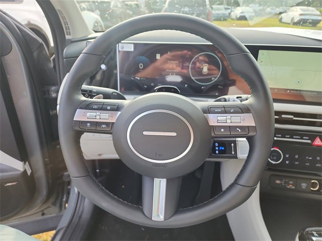 New 2025 Hyundai Tucson Limited image 28