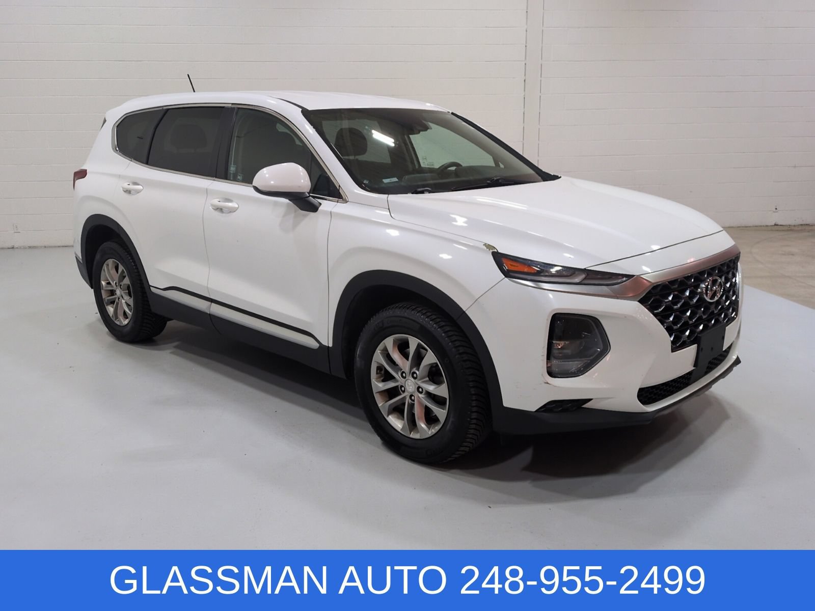 Used 2019 Hyundai Santa Fe SE AWD/4WD image 1