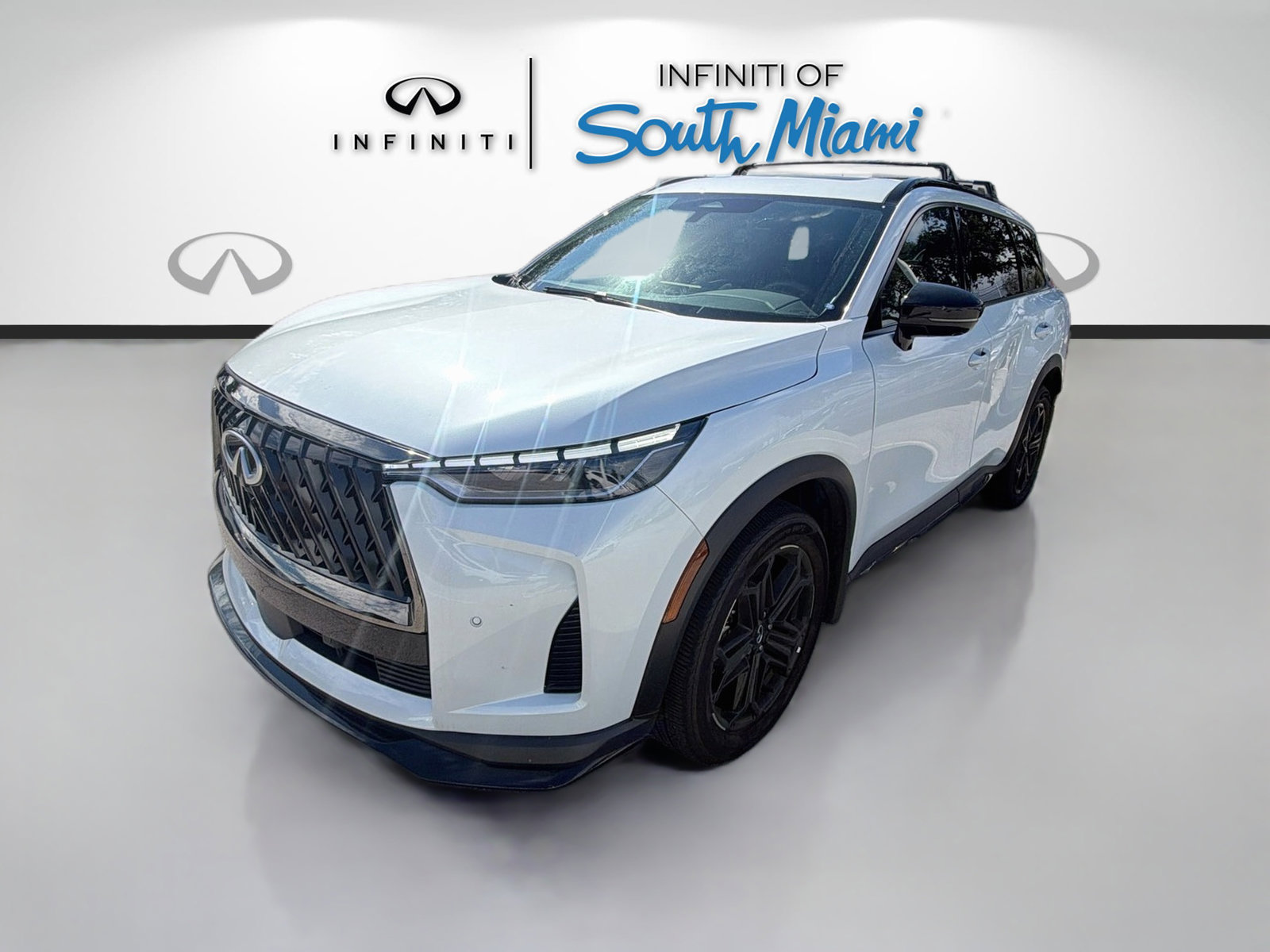 Used 2026 INFINITI QX60 Sport w/ Dark Cargo Package AWD/4WD image 3
