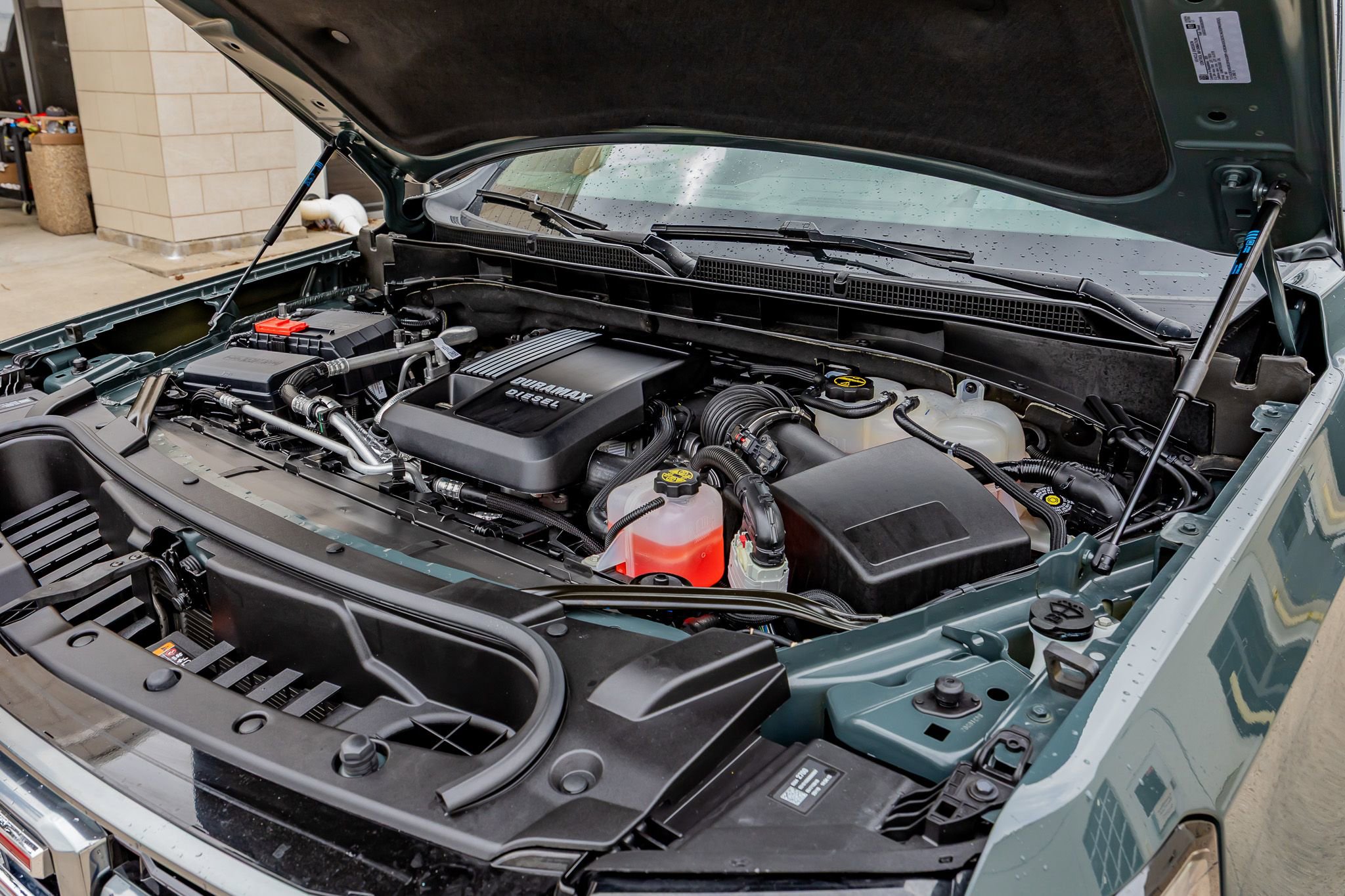 Used 2025 GMC Yukon AT4 w/ AT4 Premium Plus Package image 42