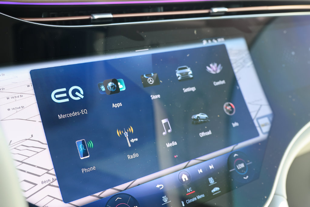 Used 2023 Mercedes-Benz EQS 580 4MATIC SUV image 25