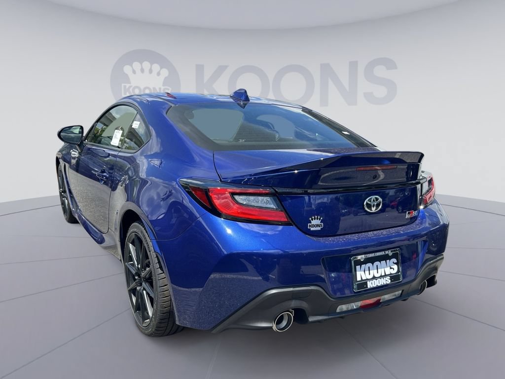 New 2026 Toyota GR86 Premium RWD image 2
