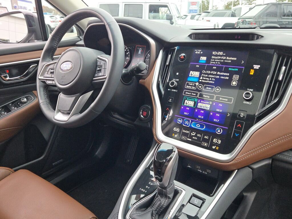 Certified 2021 Subaru Outback Touring w/ Popular Package #2 image 7