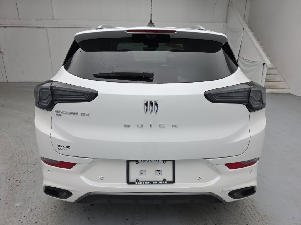 Used 2025 Buick Encore GX Avenir w/ Avenir Technology Package AWD/4WD image 11