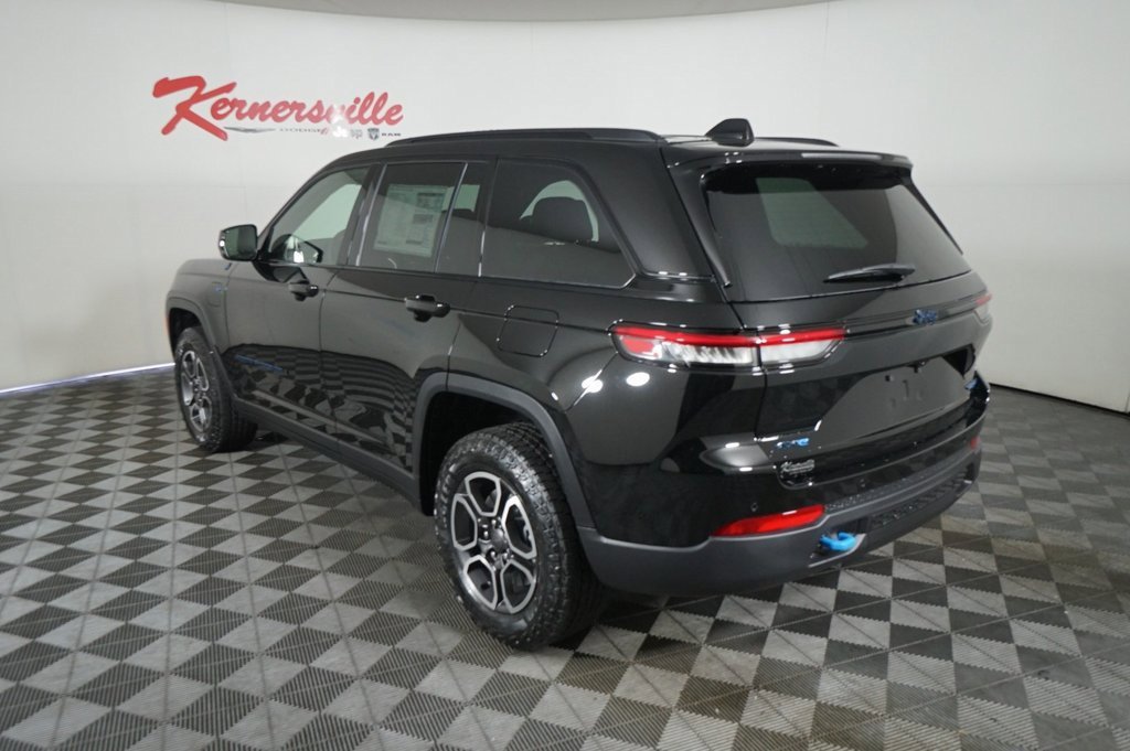 New 2024 Jeep Grand Cherokee Trailhawk image 5