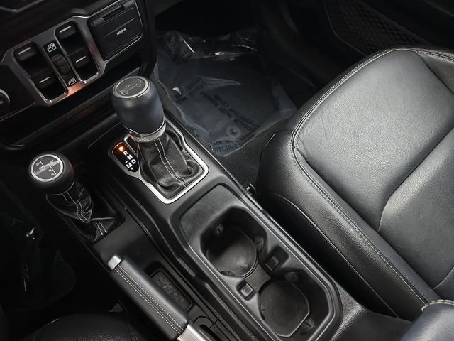 Used 2019 Jeep Wrangler Unlimited Sahara AWD/4WD image 21