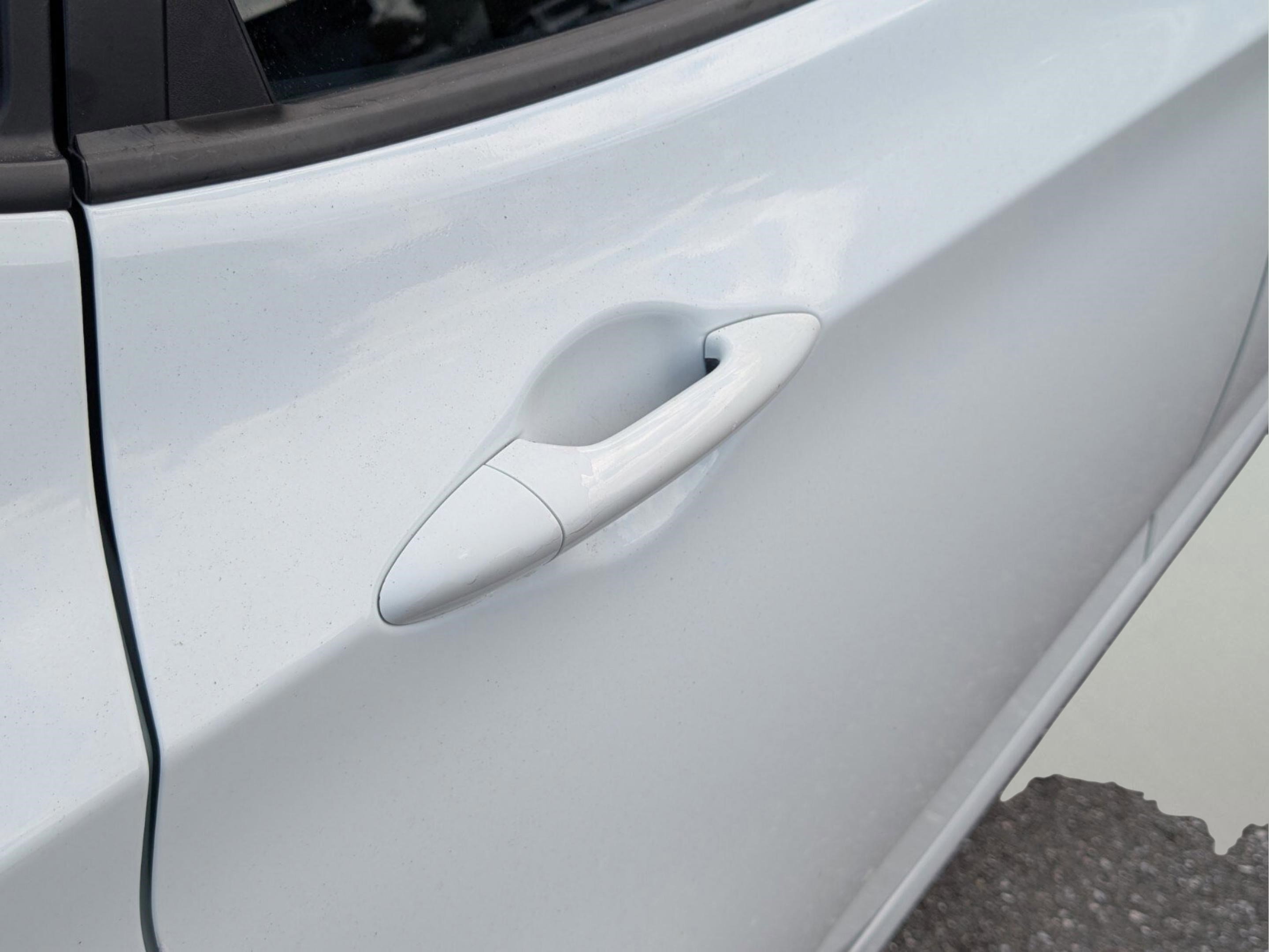 Used 2013 Hyundai Accent GS image 23