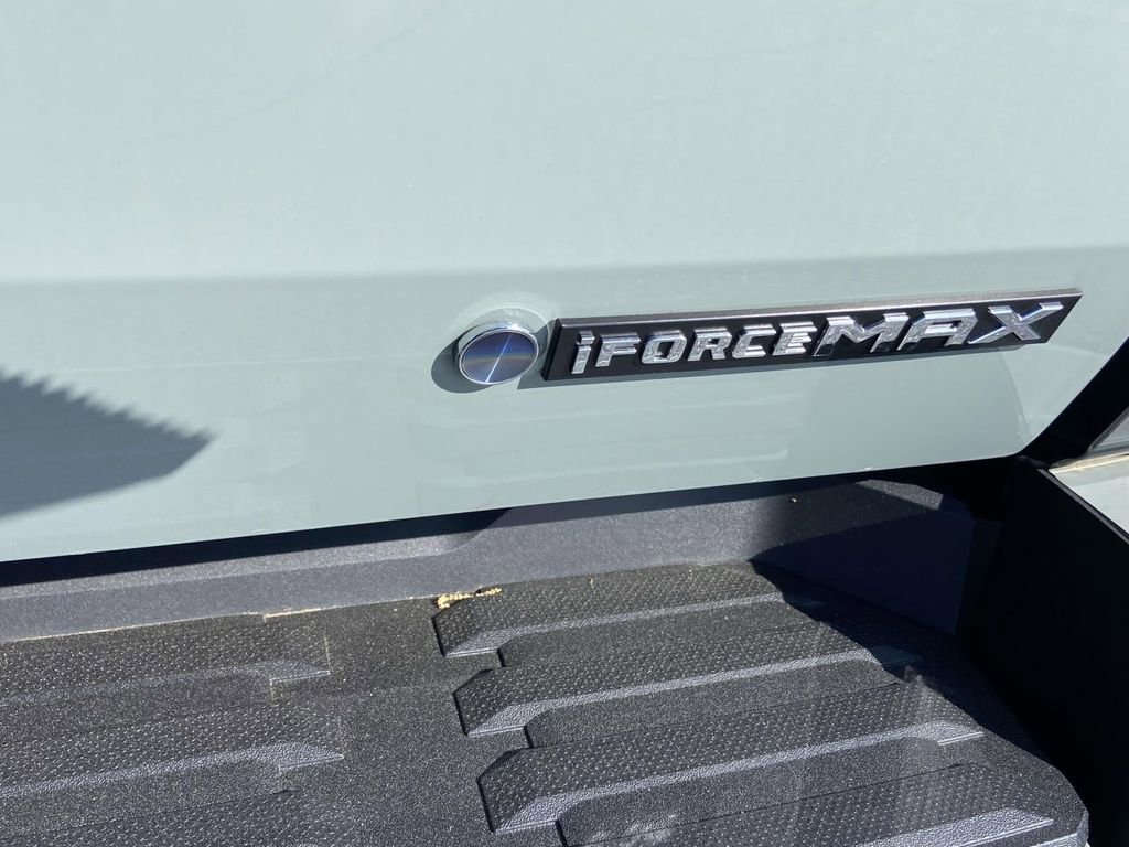 New 2025 Toyota Tundra Platinum AWD/4WD image 12