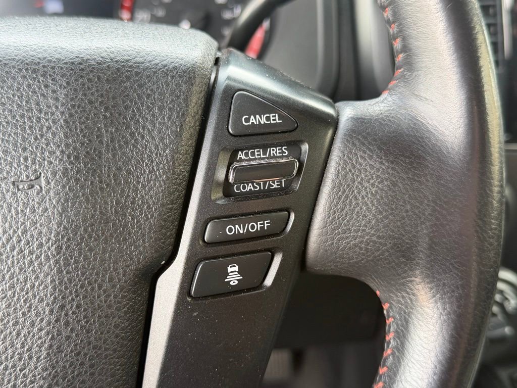 Used 2021 Nissan Titan PRO-4X w/ Pro-4x Convenience Package AWD/4WD image 15