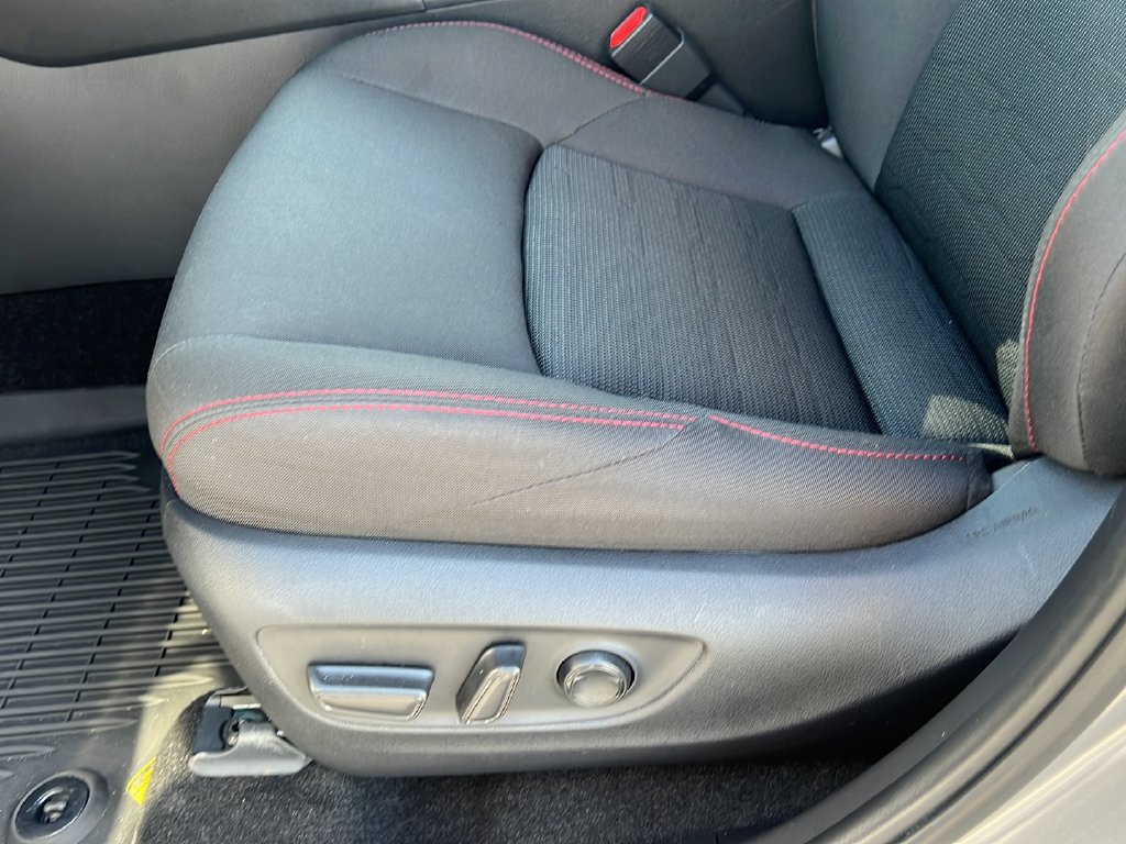 Used 2024 Toyota RAV4 SE AWD/4WD image 16