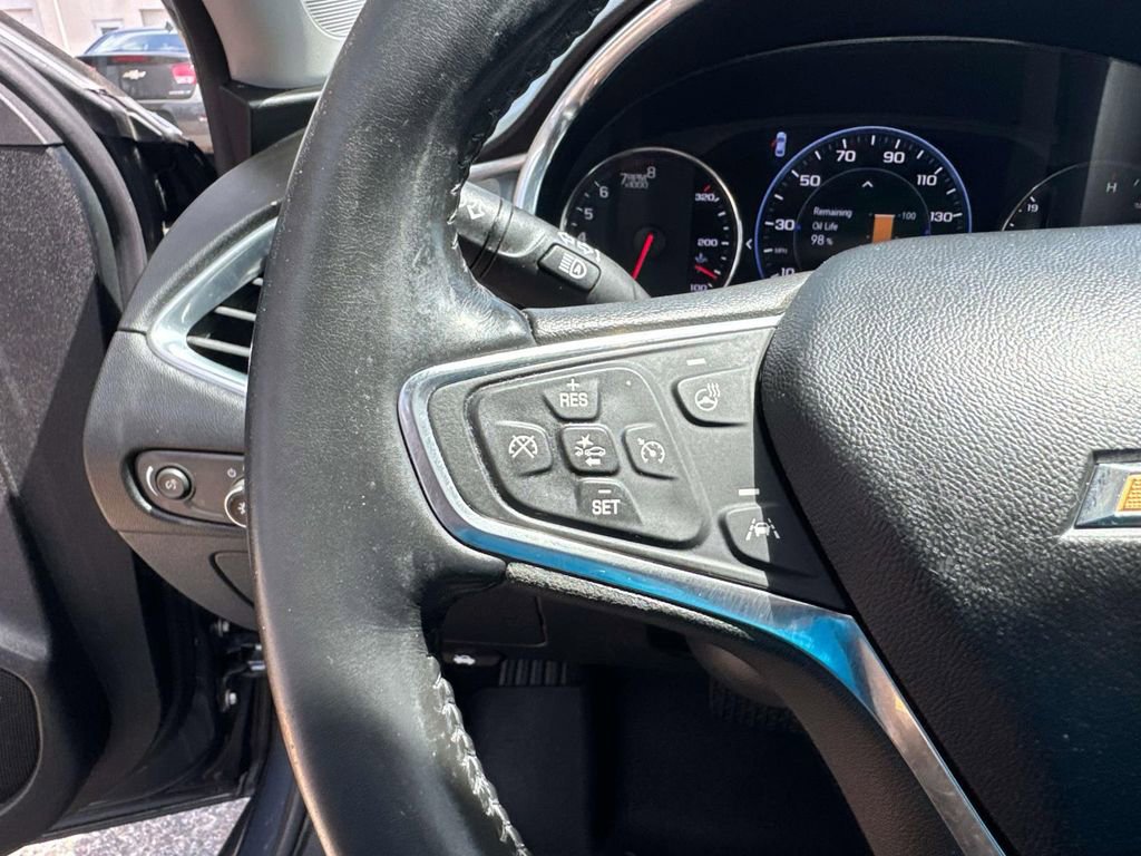 Used 2021 Chevrolet Malibu Premier image 24