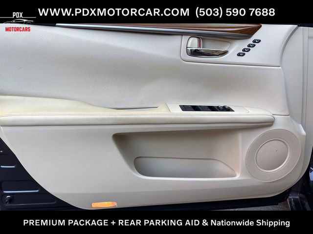 Used 2013 Lexus ES 300h w/ Premium Pkg FWD image 12